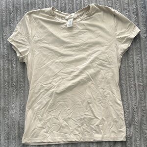 H&M Women's Beige Short Sleeve Tee